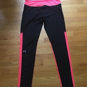 NWOT UNDER ARMOUR MID-RISE HEATGEAR PINK & CORAL